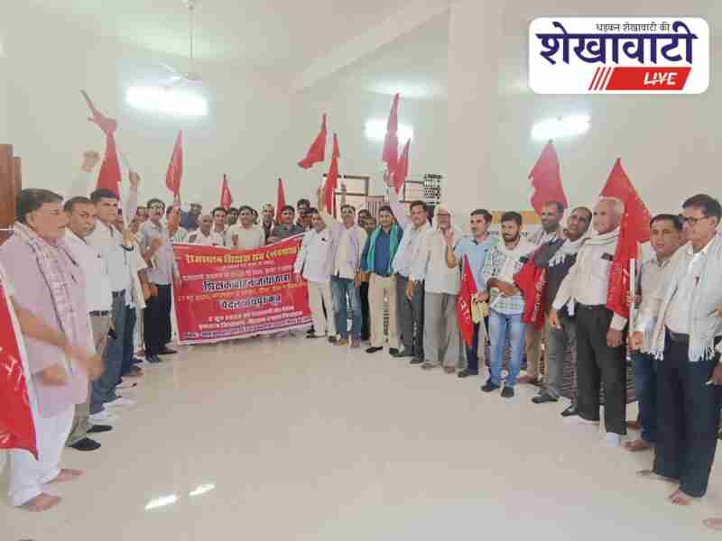 Teachers rally in Ratangarh for Jaipur foot march protest