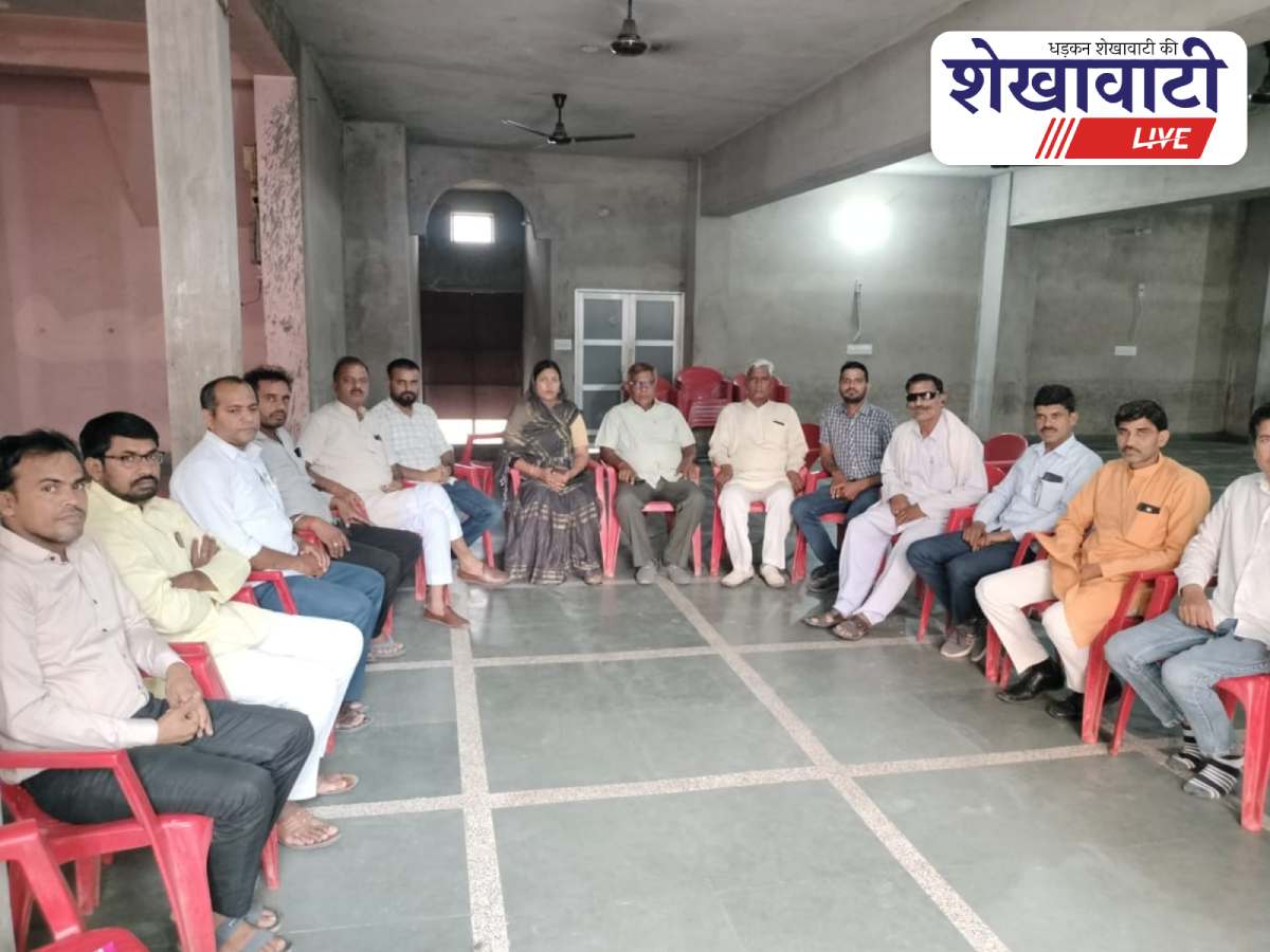 Saini community members meeting to demand land for Jyotiba Phule statue