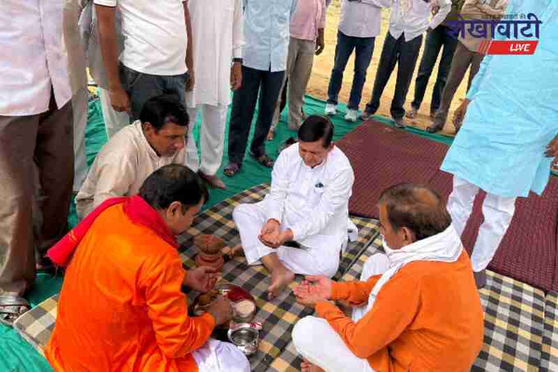 MLA Rajendra Bhambhu lays foundation for new PHC building in Sari