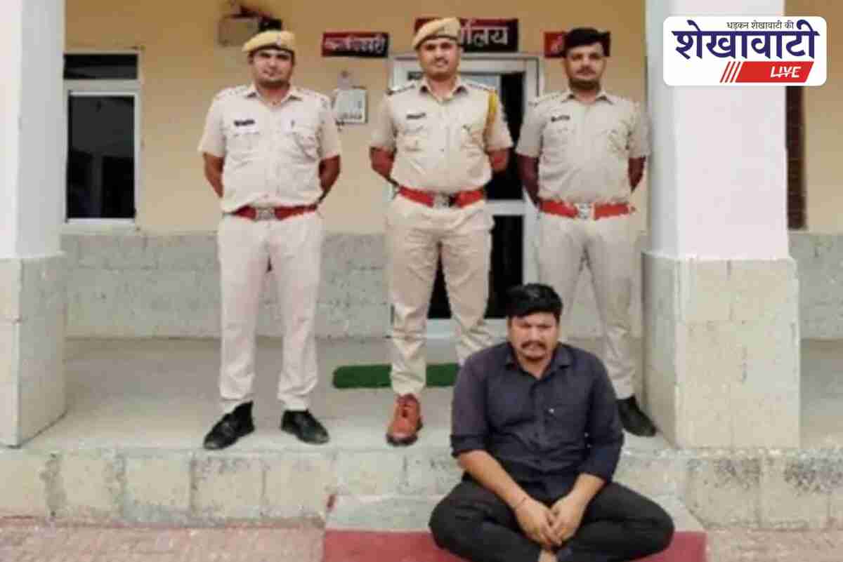 Churu police seizes 8 kg doda post from truck on NH-52