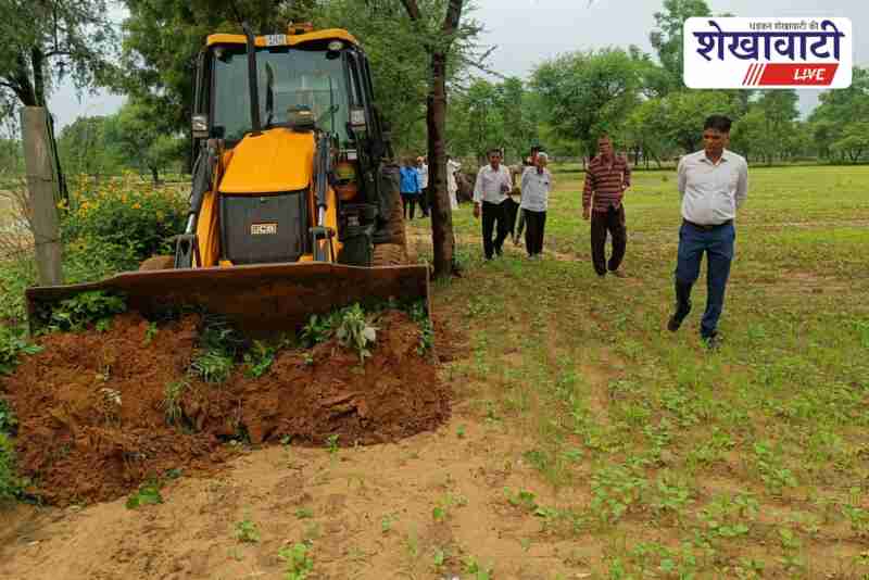 Encroachment removed by JCB from village path in Ajitgarh