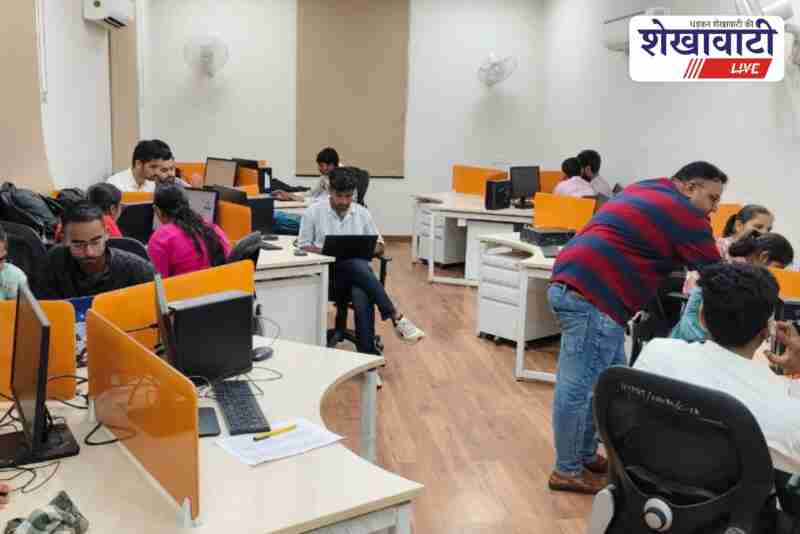 Students at Churu IStart Nest receiving free summer training from experts