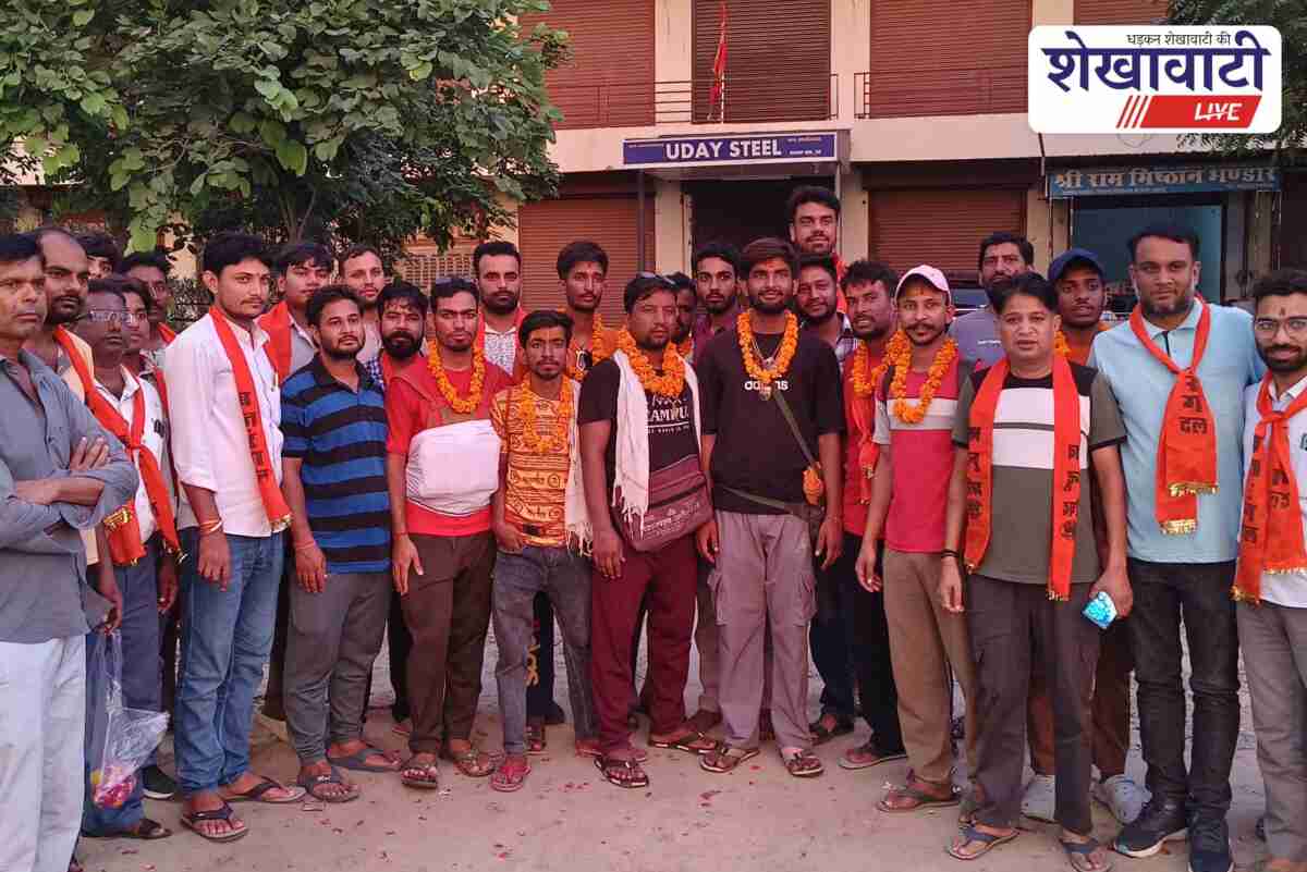 Kawad Yatra welcome ceremony by VHP and Bajrang Dal in Jhunjhunu