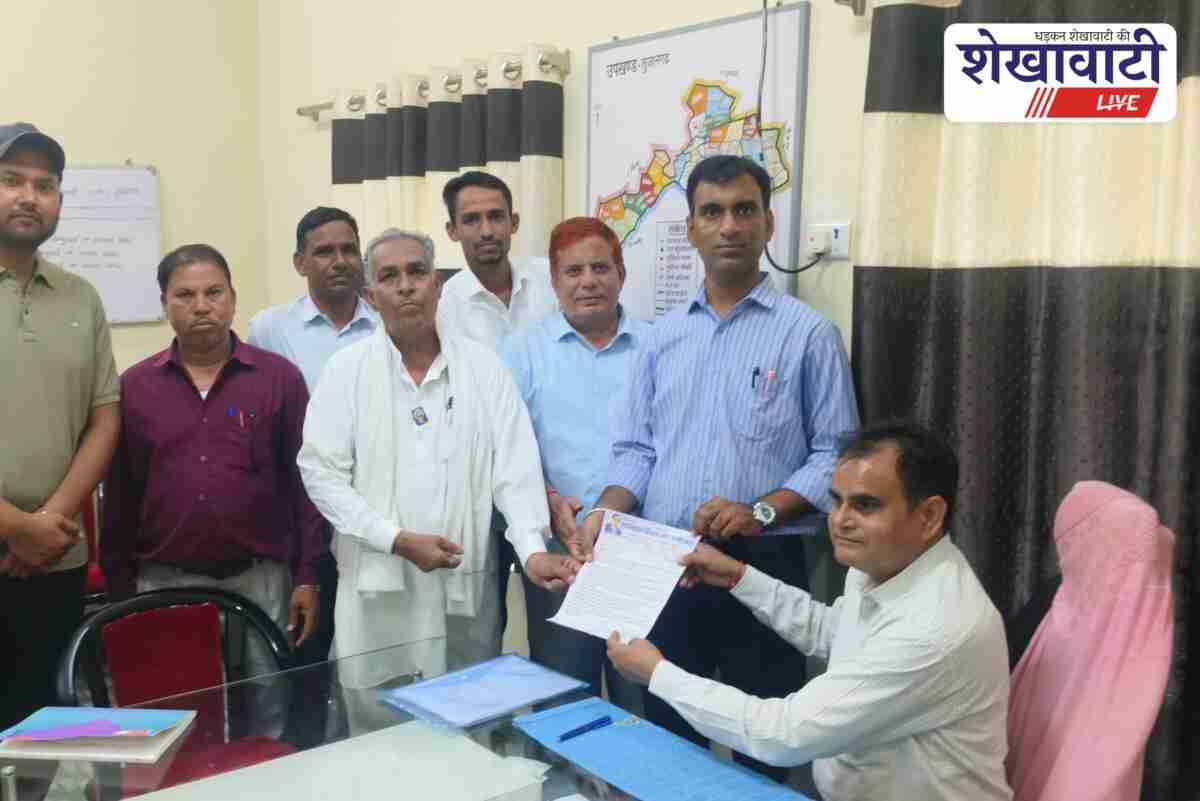 Teachers submit memorandum in Sujangarh demanding justice for Jhalawar victims