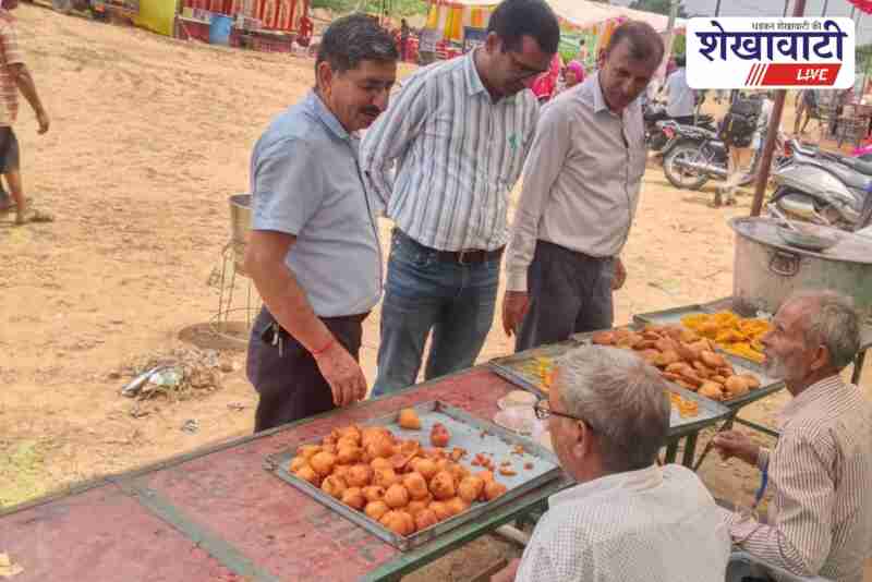 Food safety team collects samples at Lohargal Mela Jhunjhunu
