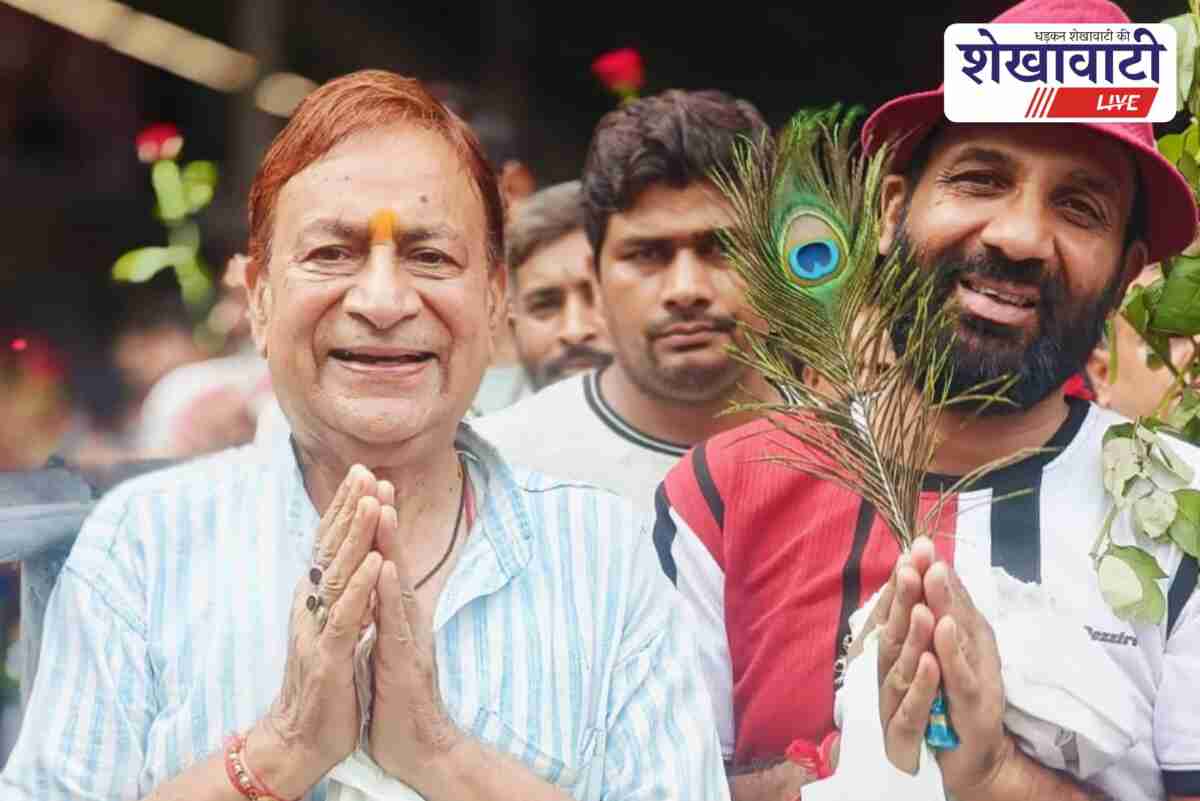 Rajasthani actors Shirish Kumar and Suresh Meena at Khatushyam temple