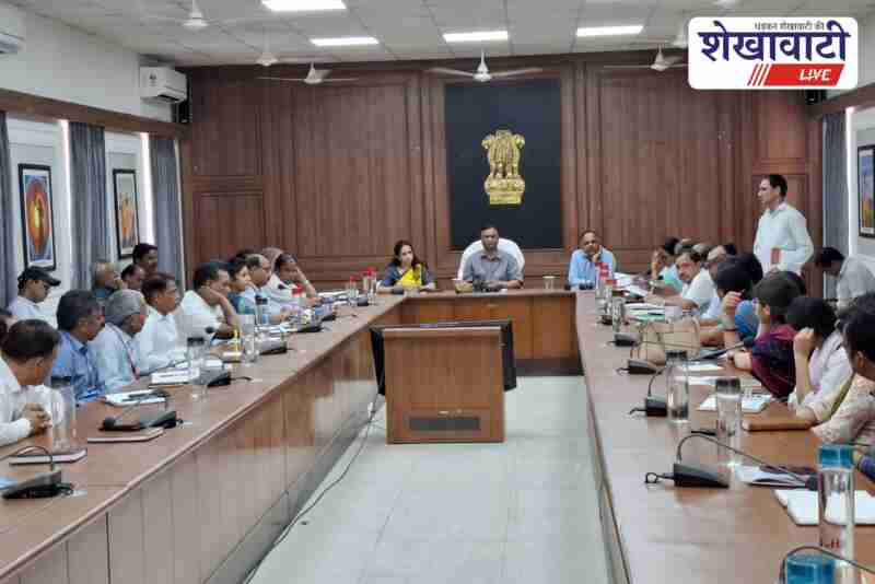 Sikar collector directs quick resolution of Sampark Portal complaints