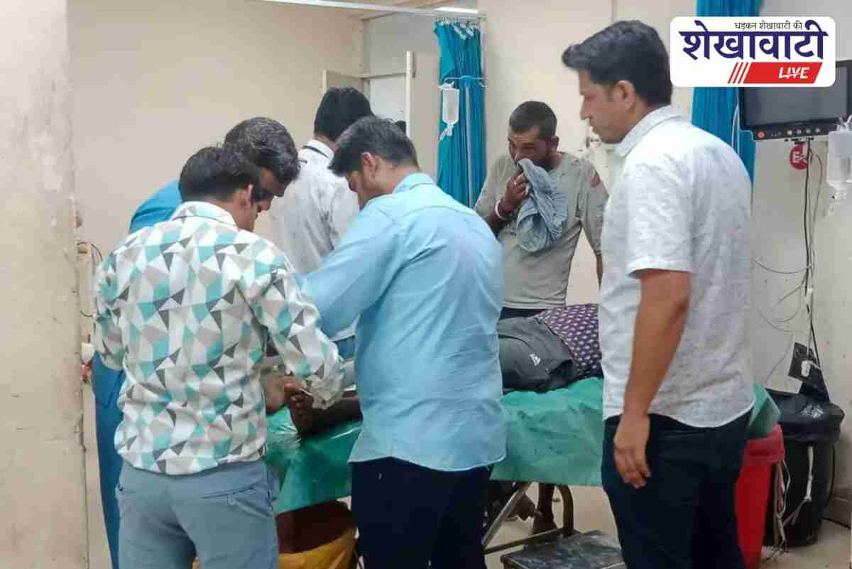 Injured labourers treated at Churu hospital after trolley overturn accident