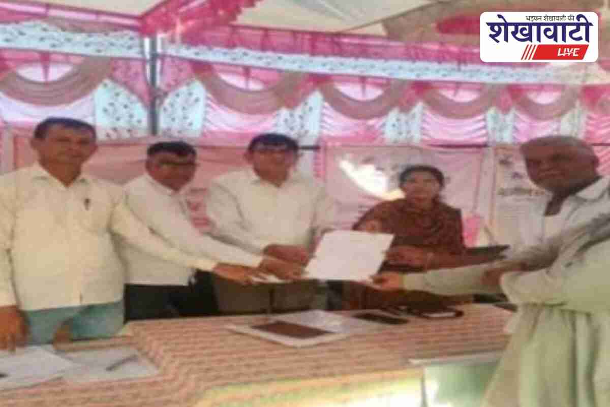 Churu farmers receive khata correction relief during rural service camp