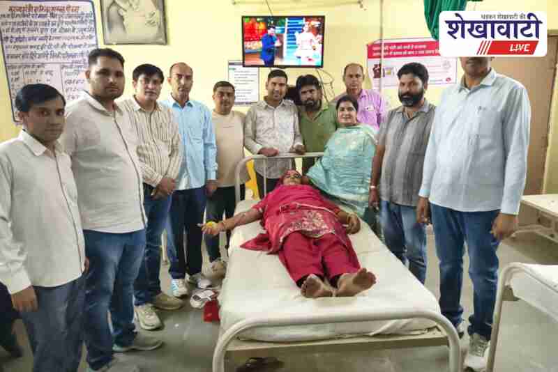 Blood donation camp held at Mandrela CHC in memory of Mukesh Pachar