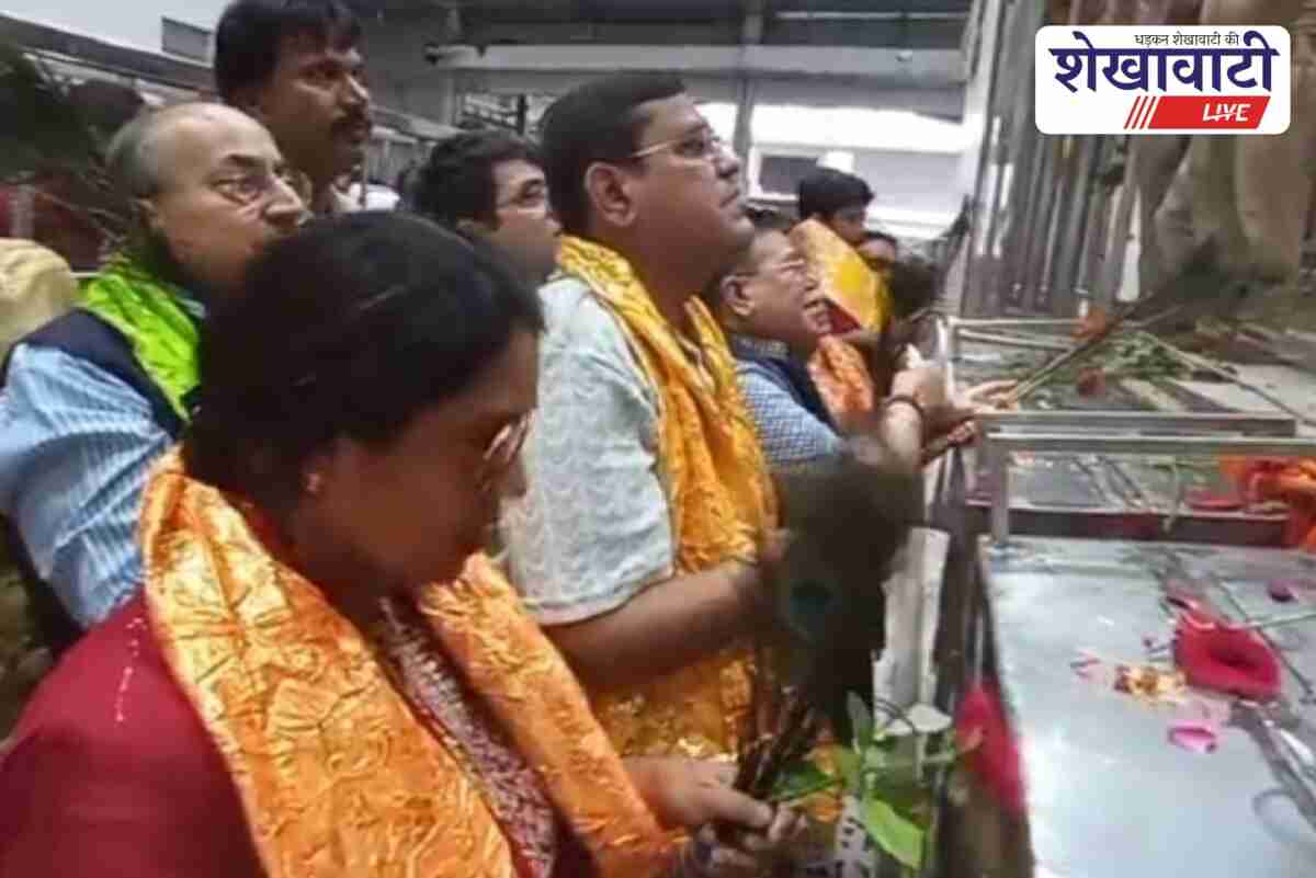 NITI Aayog member VK Saraswat offers prayers at Khatushyamji temple in Sikar