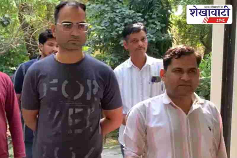 ACB team arrests Baran municipal officials taking bribe before Diwali