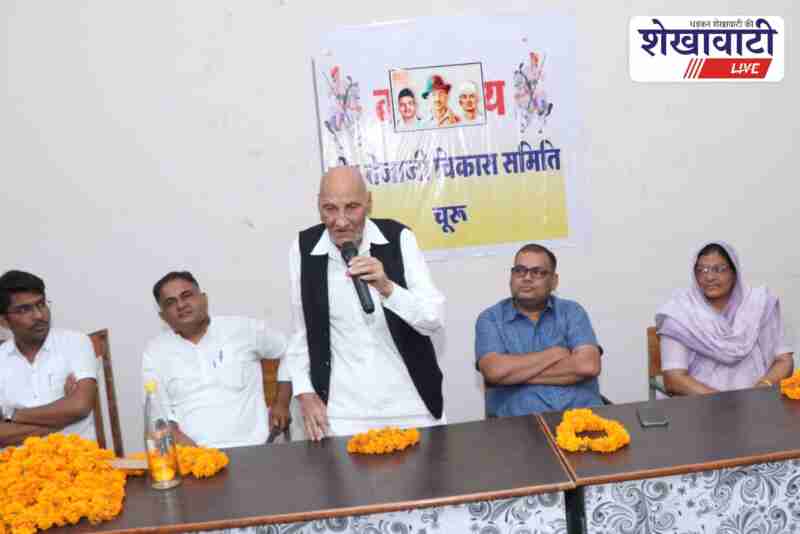 Honouring Lalasar youth for installing Bhagat Singh statue, Churu event