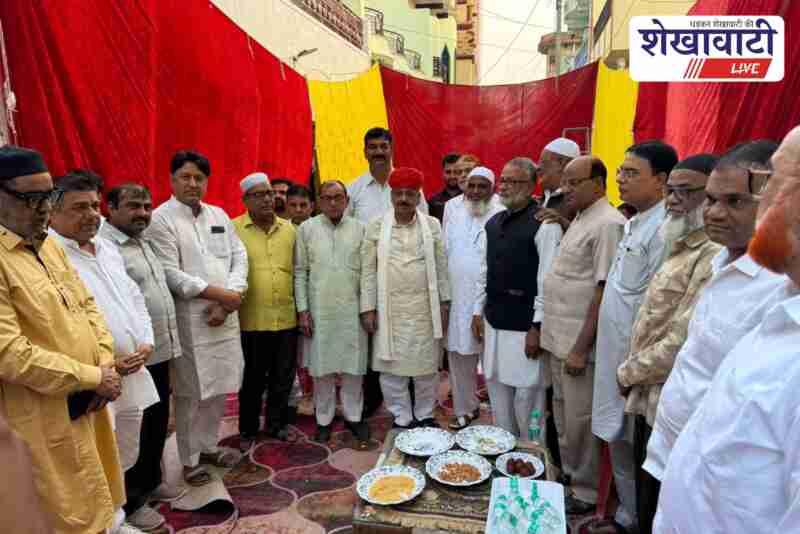 Rafiq Mandeliya honoured by NRI community in Churu during Diwali event