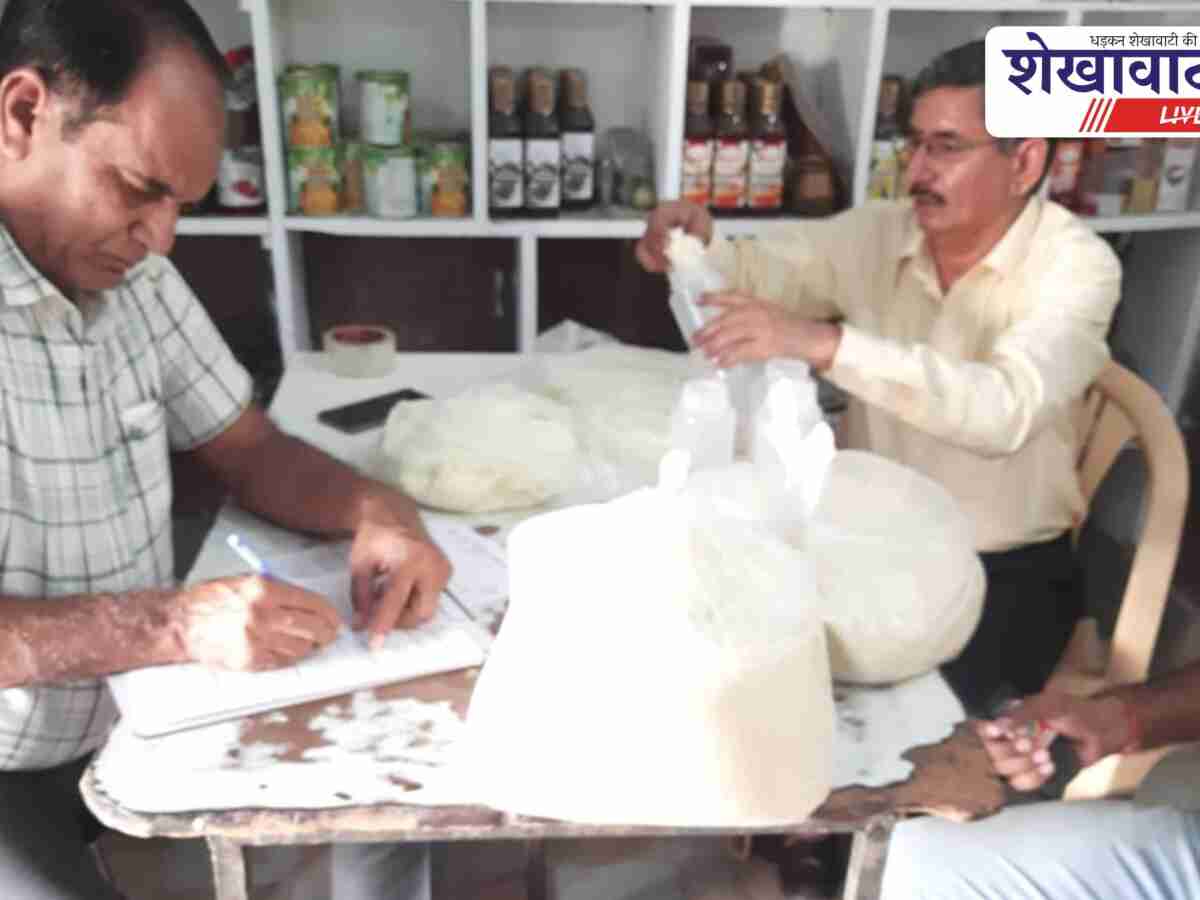 रतनगढ़ में मिलावट पर वार: 190 लीटर तेल जब्त, 8 नमूने लिए