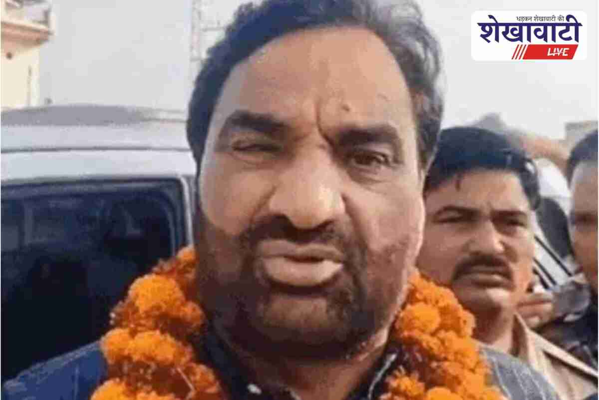 Hanuman Beniwal speaks at Ramgarh Shekhawati bypass, RLP workers welcome
