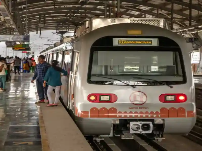जयपुरवासियों के लिए खुशखबरी, 18 से 21 अक्टूबर तक रात के 11:20 तक चलेगी मेट्रो