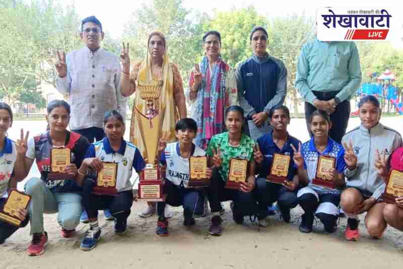 Jhunjhunu New Rajasthan College volleyball runner-up team honored by officials