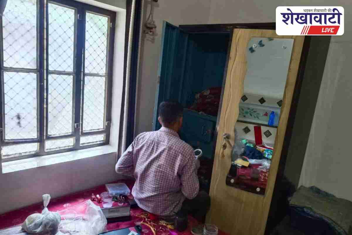 FSL and dog squad inspect theft scene in Dantaru village Fatehpur