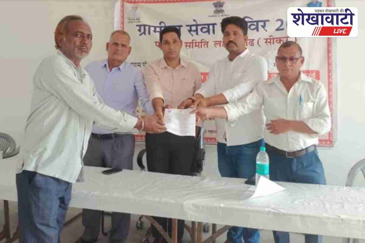 Sikar officials issue birth certificate to girl Komal at rural camp