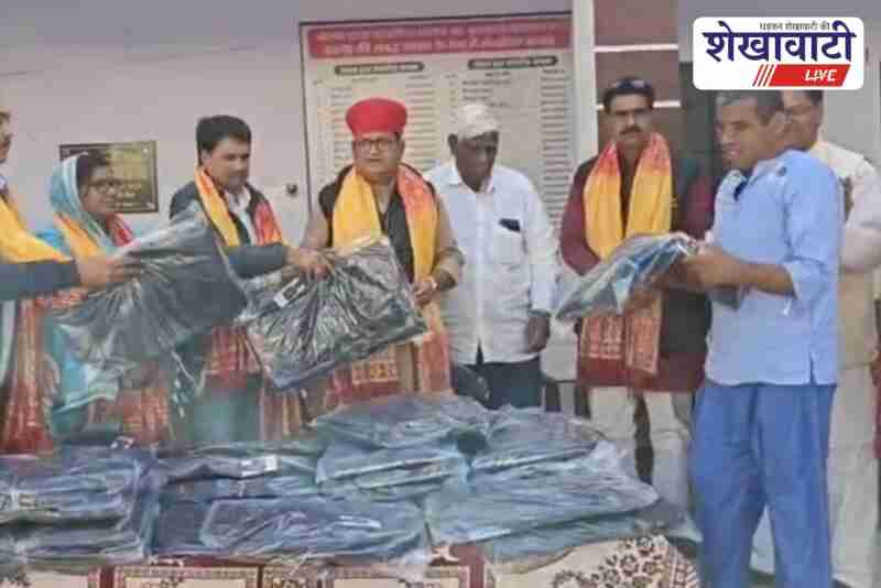 Former MLA distributes warm jackets at Apna Ghar Ashram Ratangarh