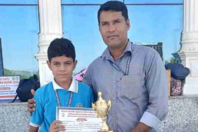Hemant Chahar selected from Jhunjhunu for national science fair competition