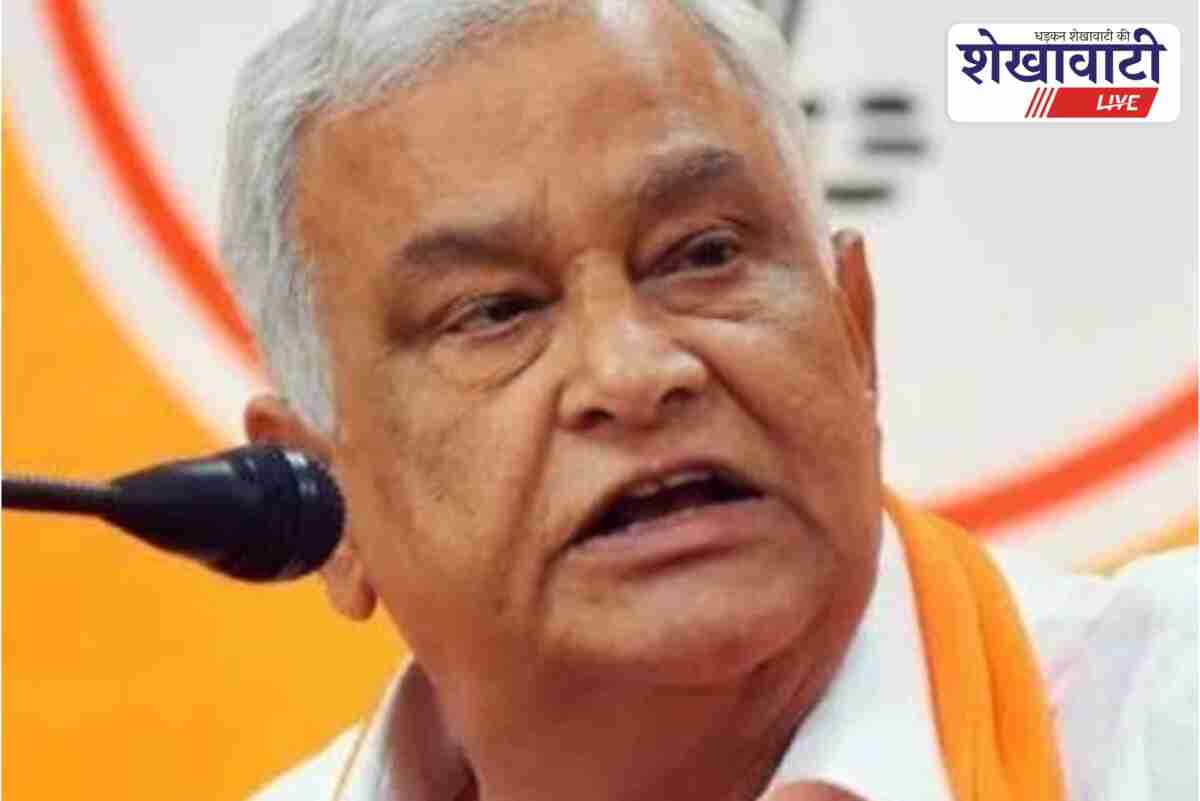 Officials monitor fertilizer stock and distribution for Rajasthan farmers