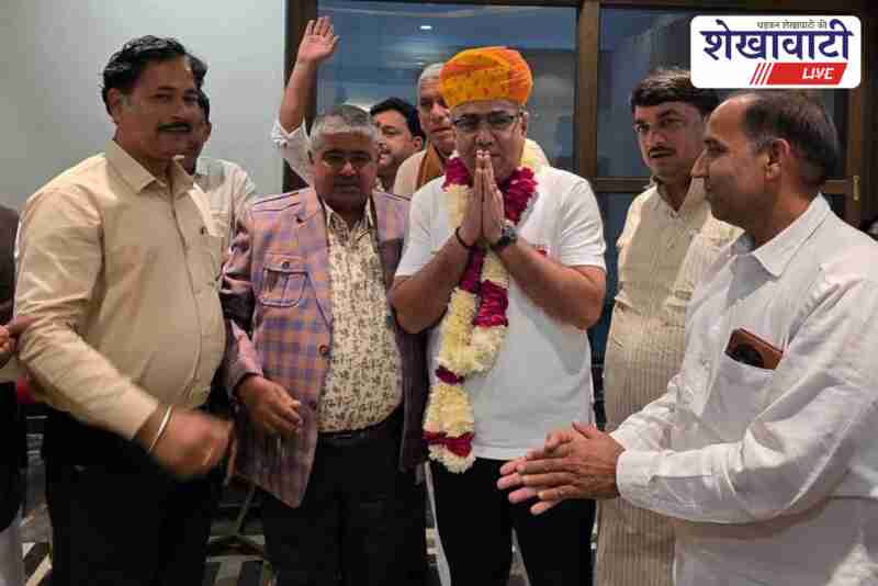 Shravan Chaudhary welcomed by BJP leaders and villagers Fatehpur