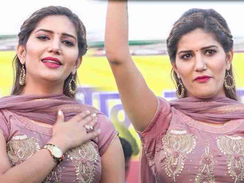 Haryanvi Song : हरियाणवी गाने पर दांतों तले होठ दबा कमर मरोड़ फुलझड़ी की तरह नाची सपना चौधरी, आज भी लोगों के दिलों पर राज करता है वीडियो