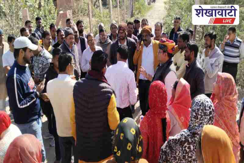 Former MLA inspects Ward 03 problems in Ratangarh city