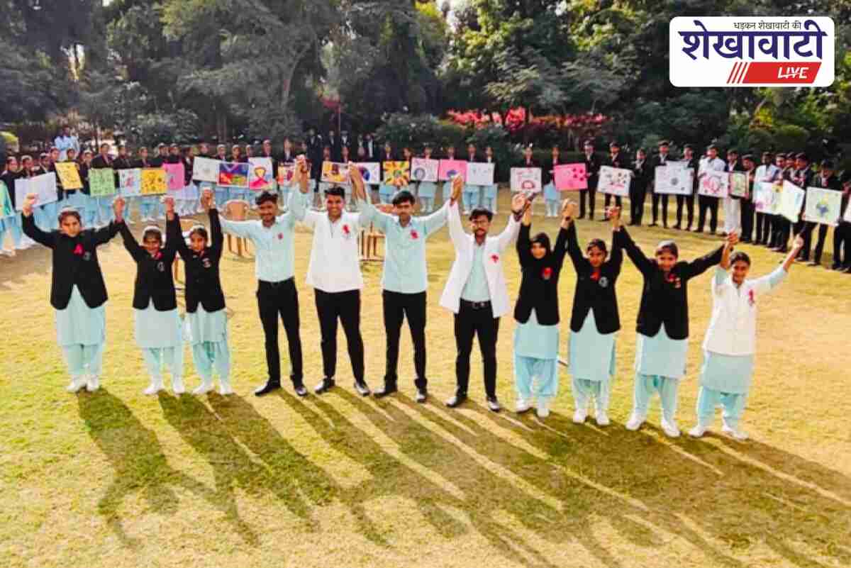 Students perform AIDS awareness activities at Jhunjhunu nursing college
