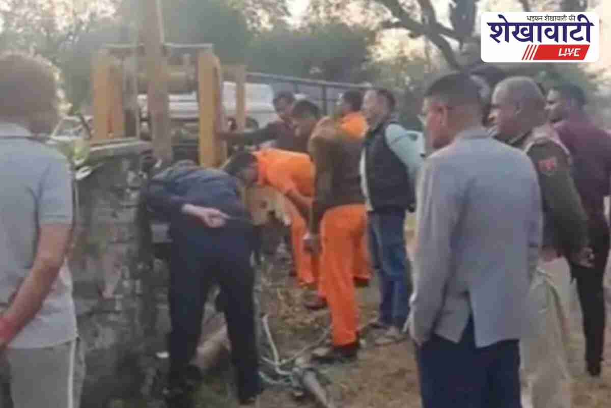 SDRF team rescues injured farmer from 70 feet deep well